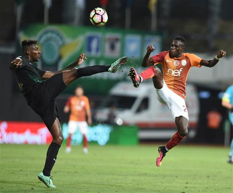 Galatasaray, Akhisar Belediyesporu 3 golle geçti (Maç özeti)