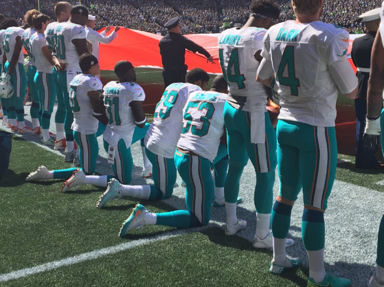 NFL’de ırkçılığa ve ayrımcılığa karşı ‘ulusal marş’ protestosu dalga dalga yayılıyor