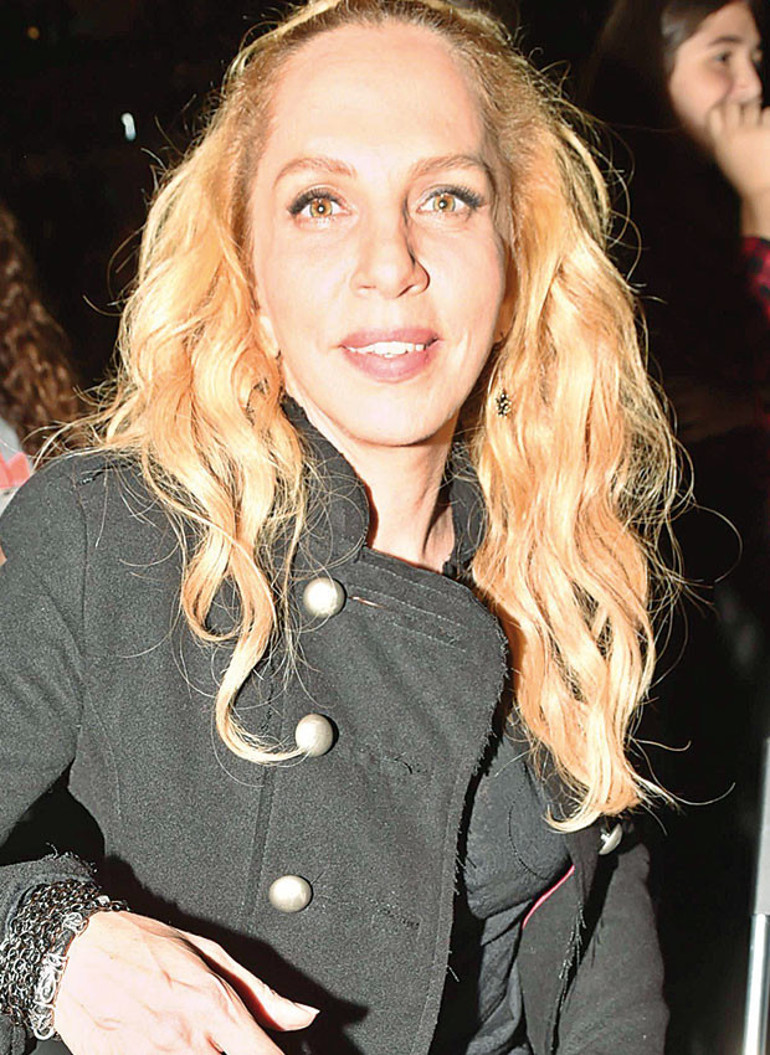 Nil Karaibrahimgil Harbiyeyi salladı