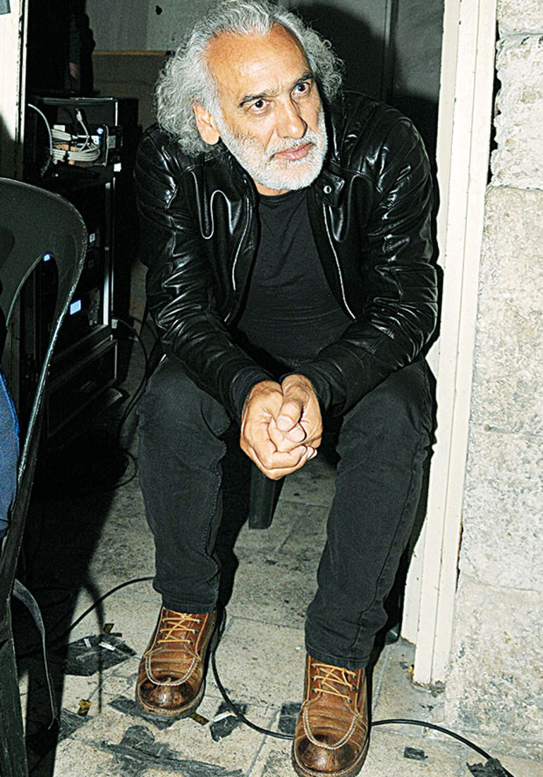 Nil Karaibrahimgil Harbiyeyi salladı