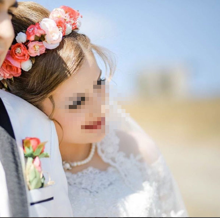 Sosyal medyada olay olan fotoğrafçı Esra Özcan açıklama yaptı