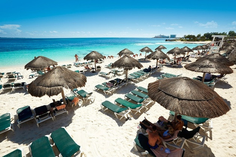 Karayip kıyılarının hareketli şehri: Cancun