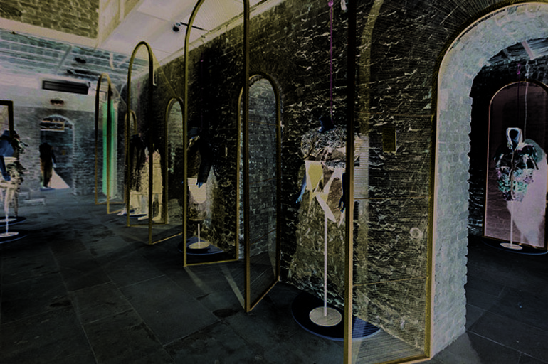 Tuba İnci Küpeli Kız oldu