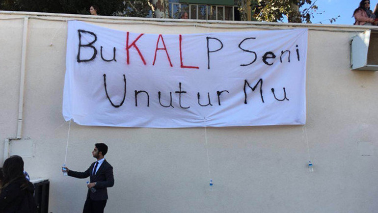 KAL öğretmenlerinin vedası ağlattı