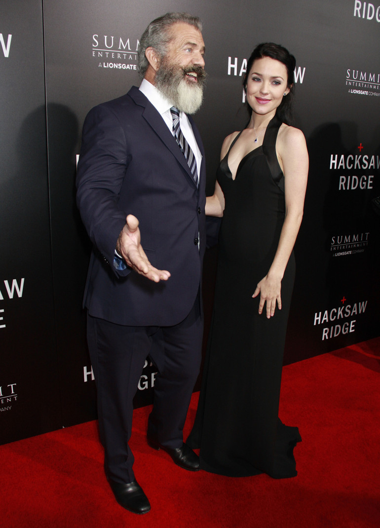 Mel Gibson 60 yaşında baba olmaya hazırlanıyor