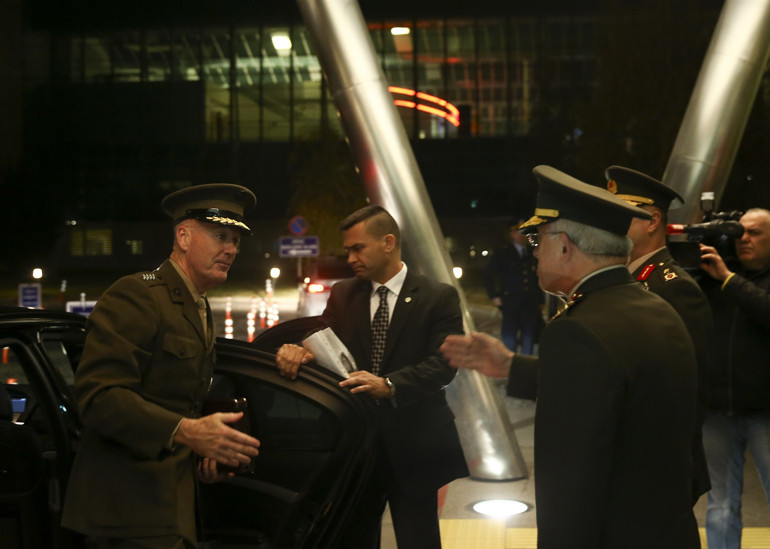 Akar ile Dunford Suriye ve Irakı görüştü