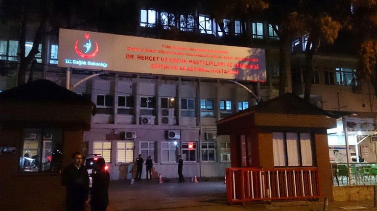 İki hastanede 100den fazla kişi yemekten zehirlendi