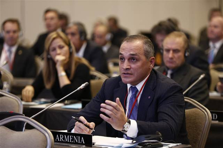 Hulusi Akardan çok sert cevap