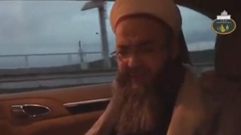 Cemaatlerden kafa karıştıran pazar kararı