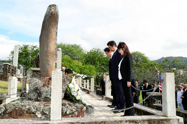 Japonya Başbakanı Abe Pearl Harborda