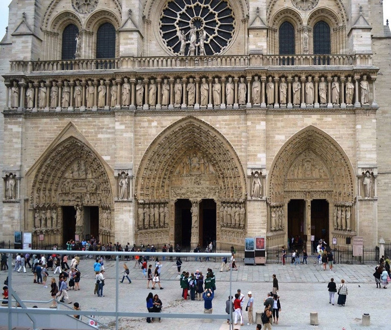 Sanatçıların büyüleyici sığınağı: Paris