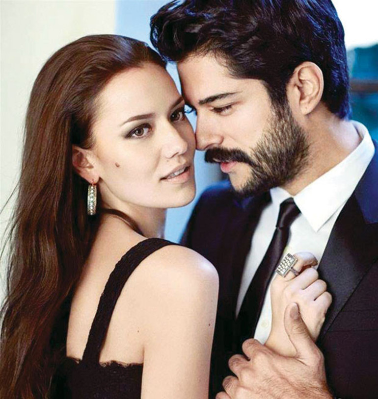 Cansu Dere mi Beren Saat mi