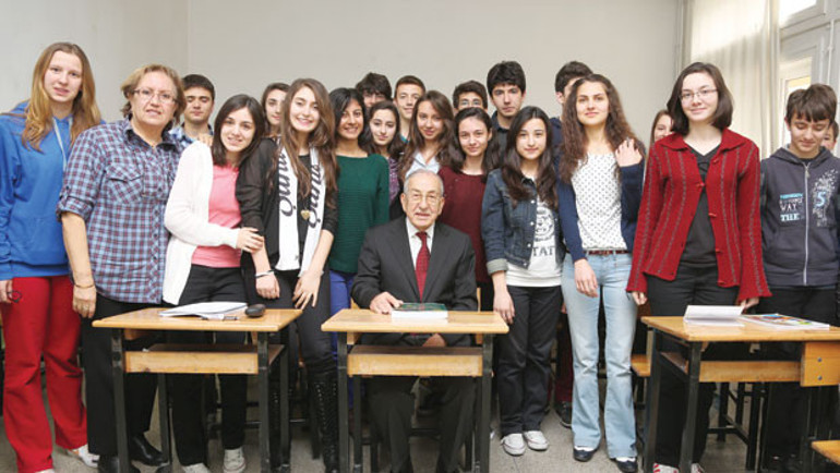 Taş Mektep 130 yaşında
