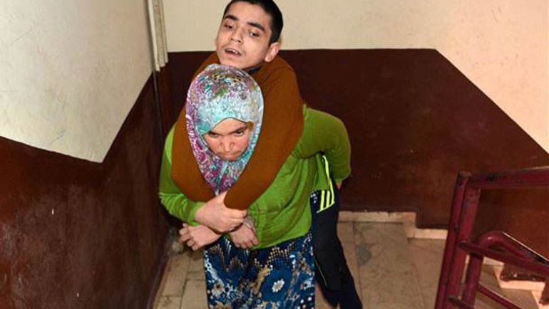 Asansör mühürlendi, 8 aydır dışarı çıkamıyorlar