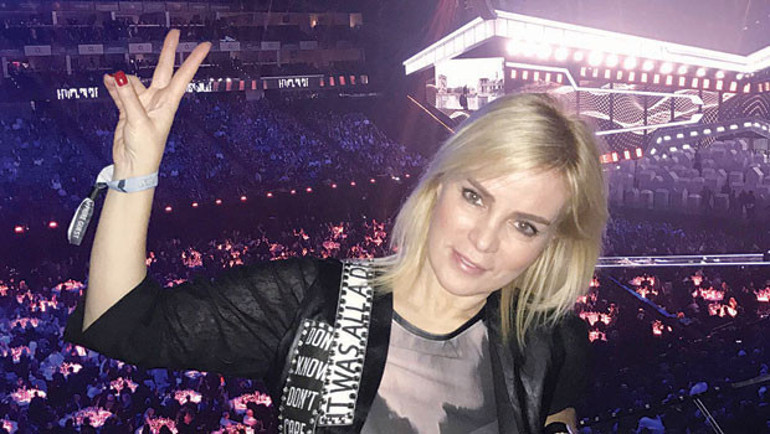 Brit Müzik Ödüllerini Ömür Gedik takip etti