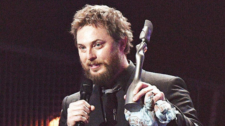 Brit Müzik Ödüllerini Ömür Gedik takip etti