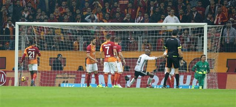 Galatasaray 0-1 Beşiktaş - İşte dakika dakika derbinin özeti