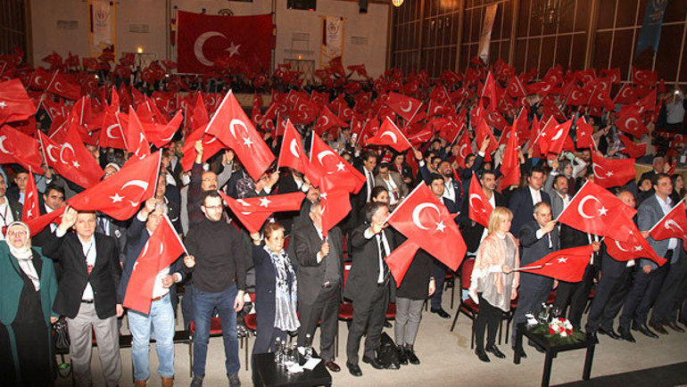 İçimizdeki Kahramanlar’ı Köln’de Almanca anlattı