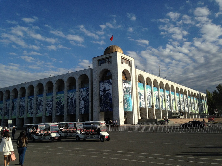 Sovyet izleriyle Bişkek / Kırgızistan