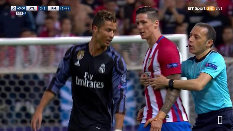 Cüneyt Çakırın zor anları Evine dön...