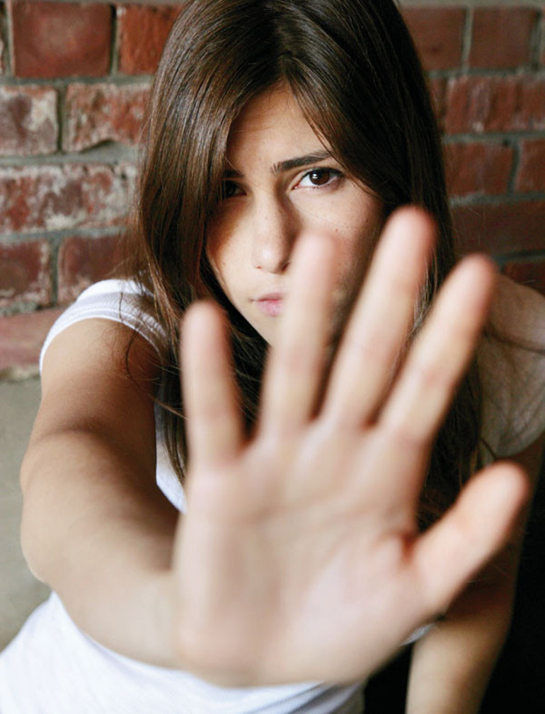 Tacize yer yok Sessiz kalmayın dur deyin