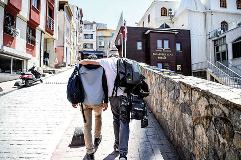 İstanbula 3 gün 3 gece en şanssızların, evsizlerin dünyasından baktık... Sokakta üç gece bana ne öğretti