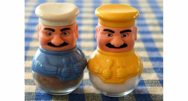 Sağda şah, solda kale