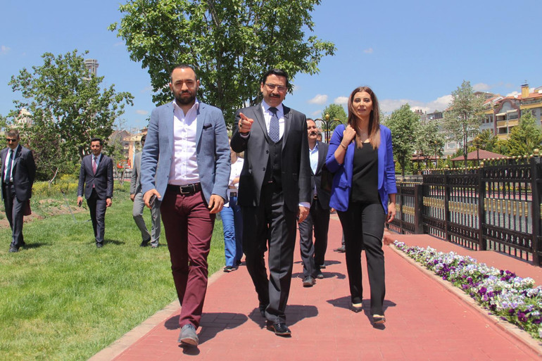 Üç aşamada manzara değişti