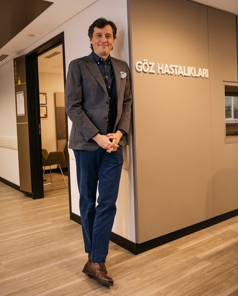 Doğal ama daha genç bir görünüm asıl hedef olmalı