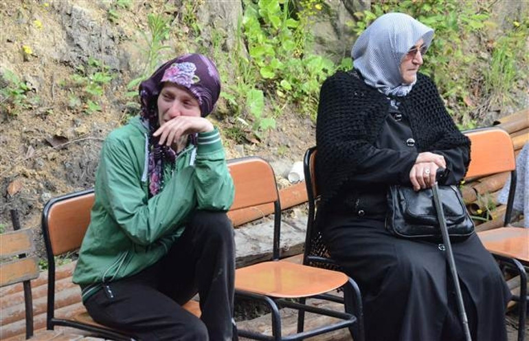 Zonguldakta maden ocağında göçük: 2 işçi göçük altında kaldı