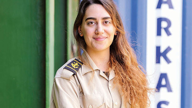 Kahraman geminin güvertesindeydik