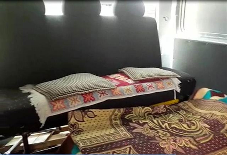 Görenler gözlerine inanamadı: Fuhuş panelvanı