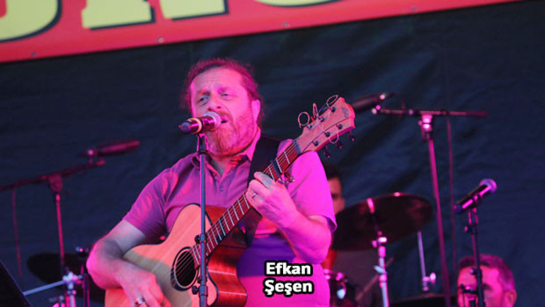 Belediyenin yasağına mitingli çözüm