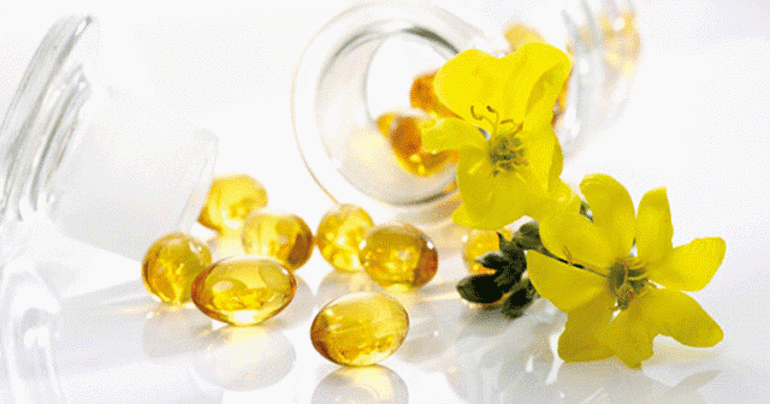 Yazın saçlarınızın kurumasını engelleyecek 4 doğal bakım