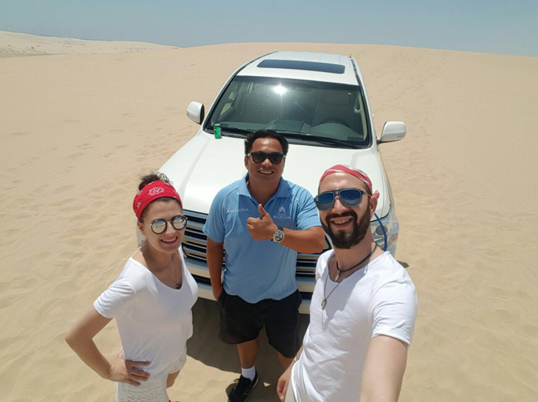 Katar çöllerinde gece yıldızların altında uyumak...