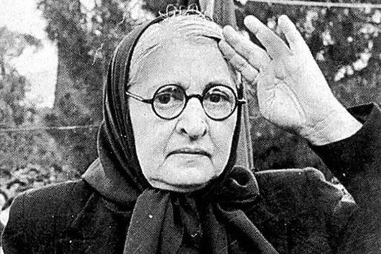 Türk edebiyatının önemli 5 kadın yazarı