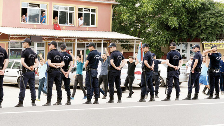 Yürüyüşte 12 madde