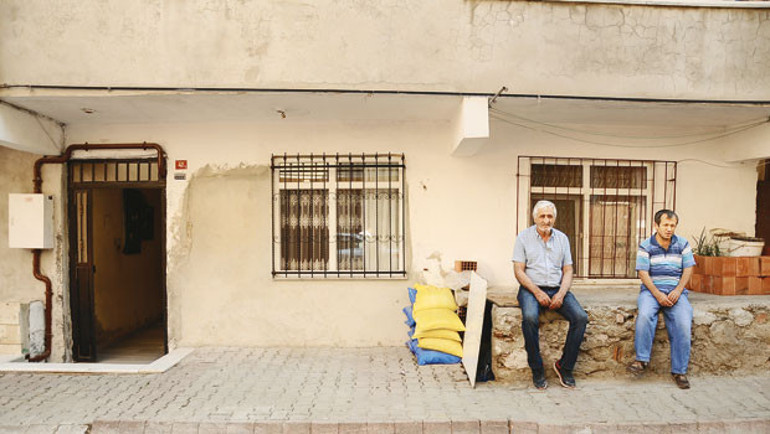 1 kaza 3 aileyi parçaladı