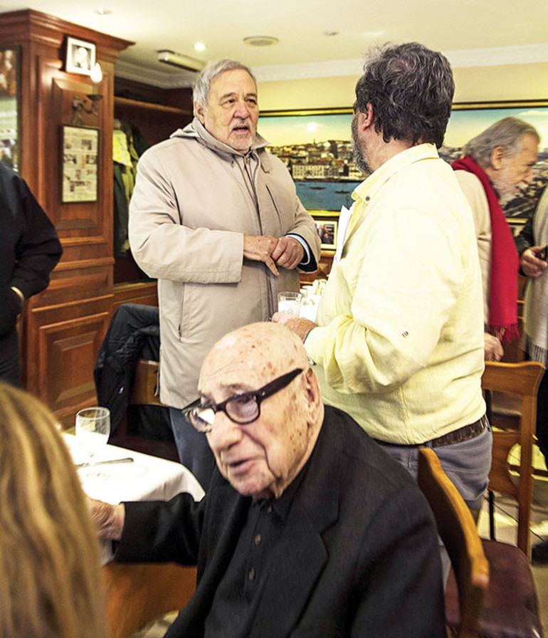 Beyoğlu asla bitmez sıfırı tüketse bile bir gün yeniden canlanır