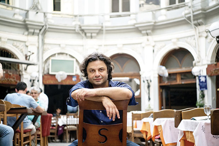 Beyoğlu asla bitmez sıfırı tüketse bile bir gün yeniden canlanır