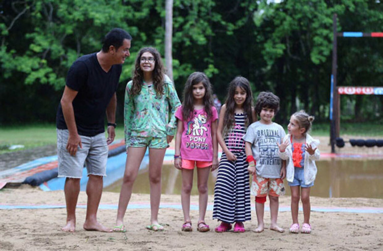 Acun Ilıcalının Dominik hatırası