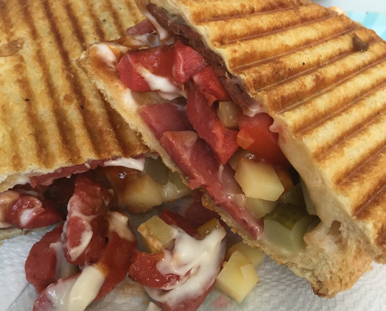 Kuzey Ege’de sıcakları unutturan lezzetler