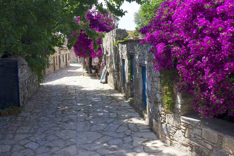 Bir tarafı Ege bir tarafı Akdeniz: Datça
