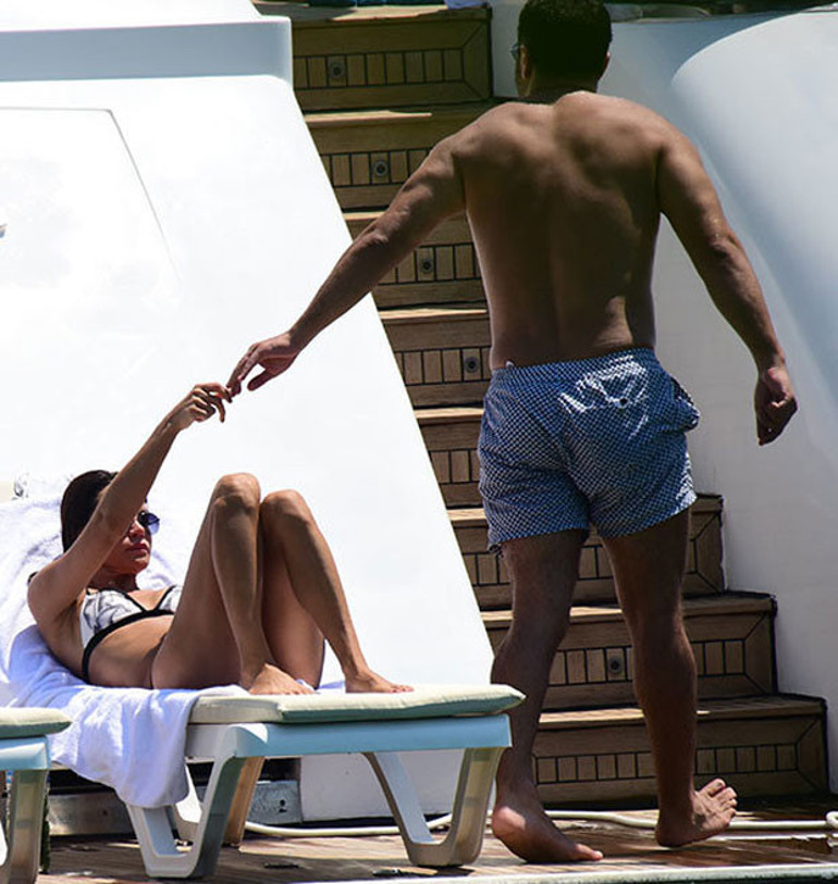 Ebru Şallı yeni sevgilisiyle tatile çıktı