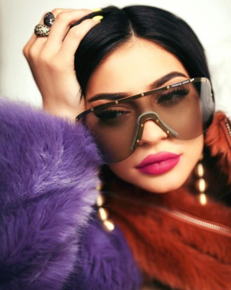 10 soruda Kylie Jennerın makyajının sırları