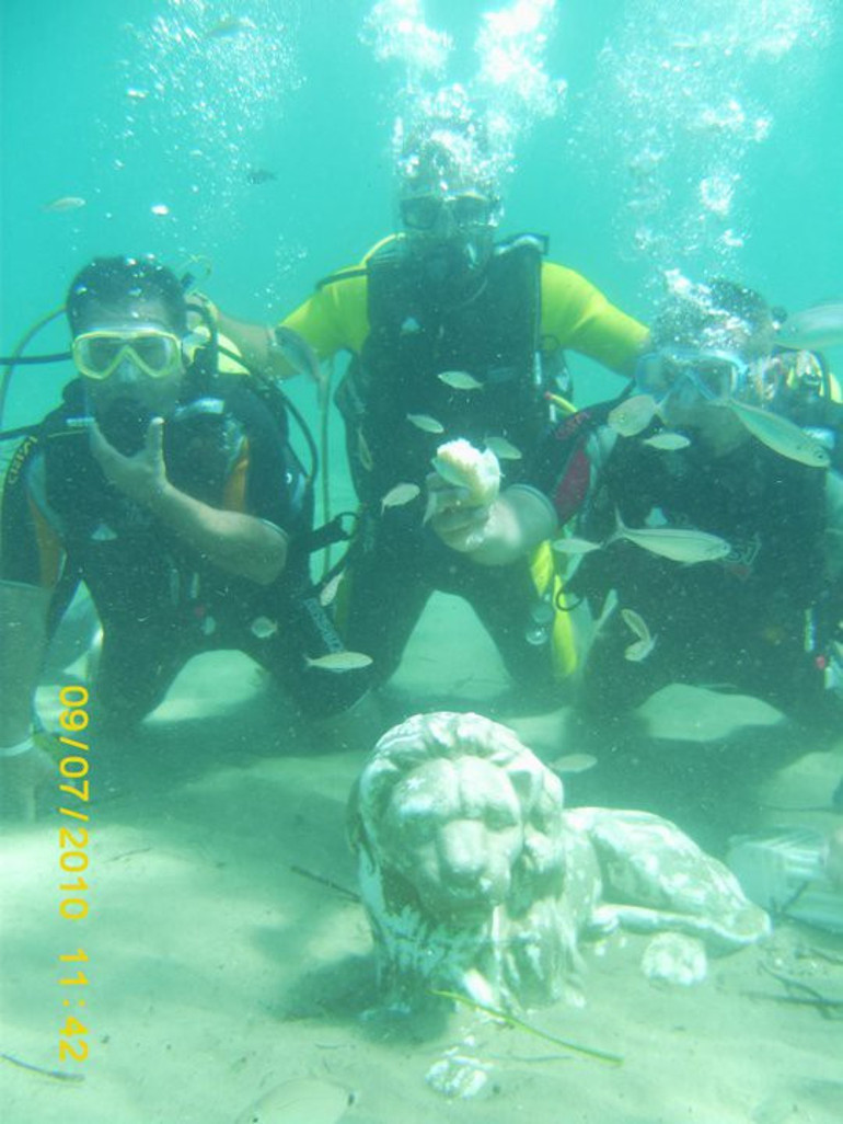 Bu kadarına pes.. Benim yaptığım heykeli bana çaldırmak istiyorlar