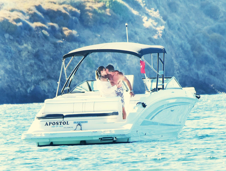 Alnı secdeye değen erkeklerin yüzde kaçı eşini aldatıyor