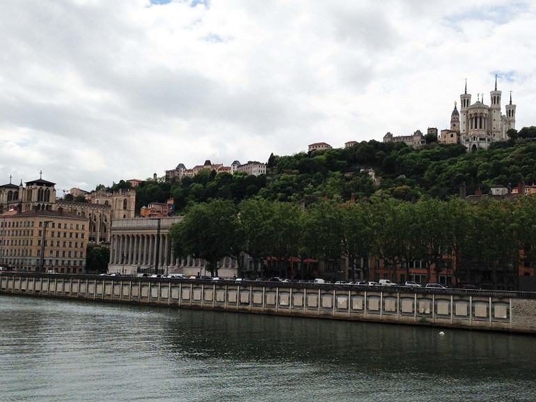 Fransız gibi yaşamak için Lyona seyahat