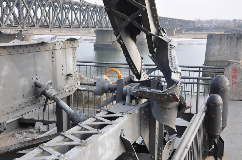 İşte Trump’ın Kuzey Koreye karşı olası bir nükleer saldırıda dahi ‘yıkamayacağı’ köprü