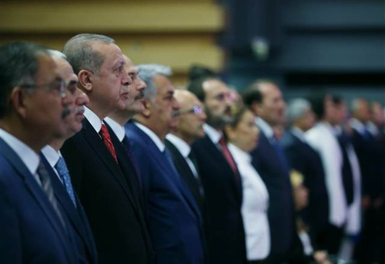 Cumhurbaşkanı Erdoğandan heykelinin yapılmasına tepki: Çok üzüldüm